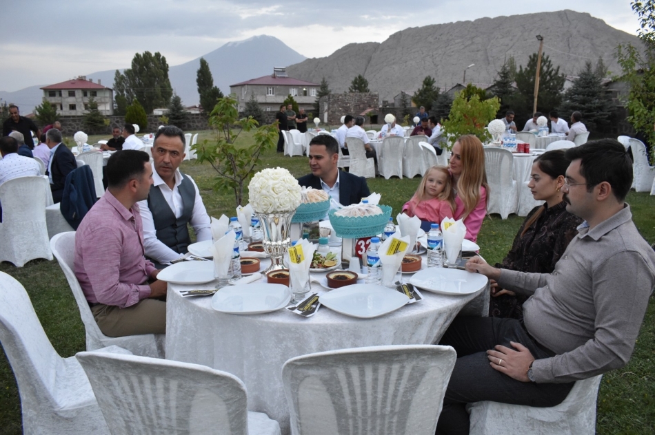 2022/08/1661312640_kaymakam_ve_ben3.jpg