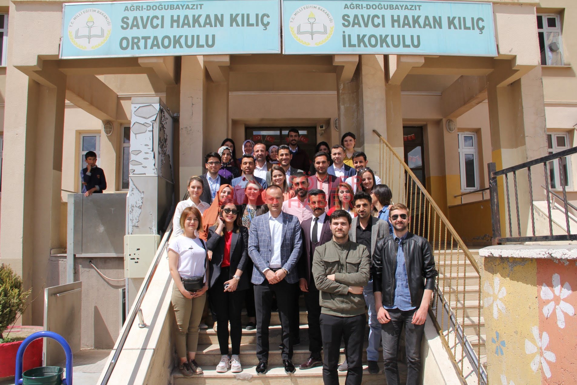 TEKİN DAVETE İCABET ETTİ