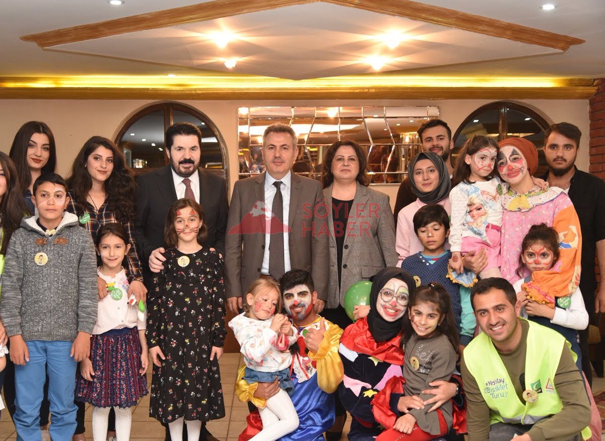 Vali Elban, Koruyucu Aileler İle İftar Yemeğinde Buluştu