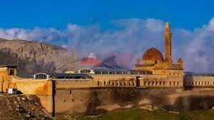 İshak Paşa Sarayı Tarihçesi