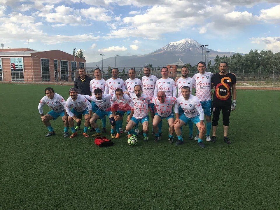 KARDEŞLİK MASTIR MAÇI