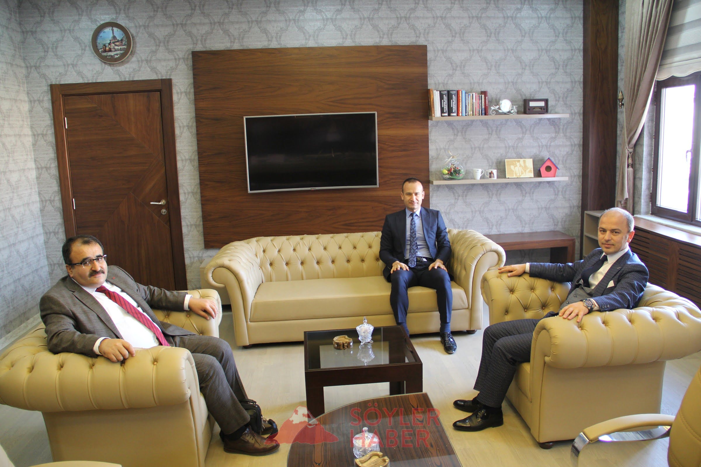 Turgut'tan Tekin'e iade-i ziyaret