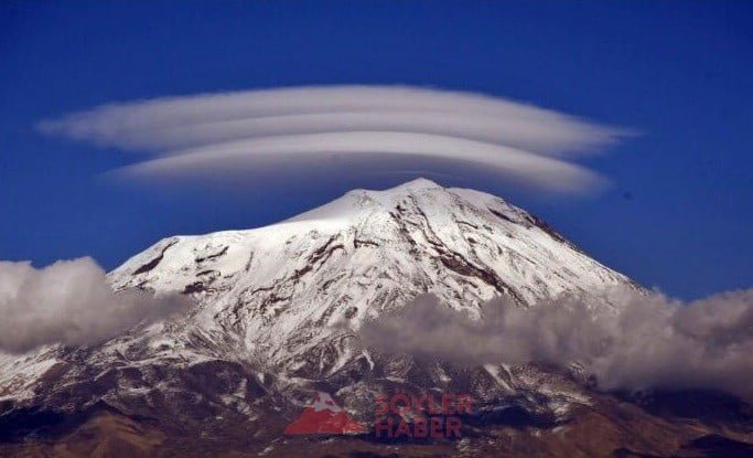 Türkiye'nin Çatısı Sis Bulutuyla Büyüledi