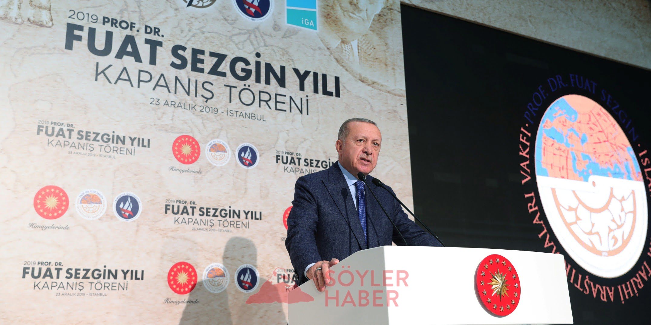 AİÇÜ Rektörü Prof. Dr. KARABULUT, "2019 Prof. Dr. Fuat SEZGİN Yılı" Kapanış Törenine Katıldı