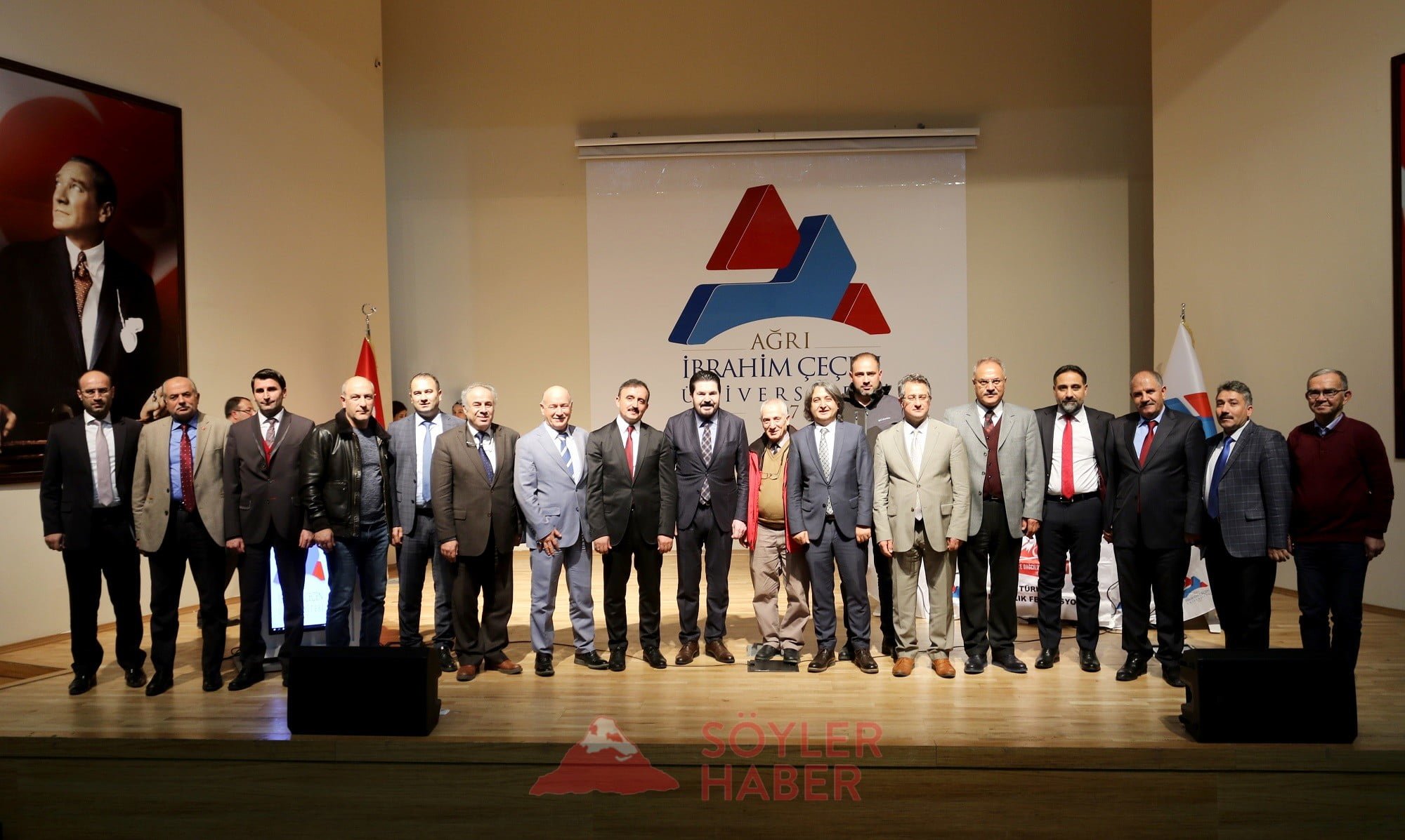 AİÇÜ'de "Ağrı'da Ağrı Dağını Konuşuyoruz" Paneli Düzenlendi