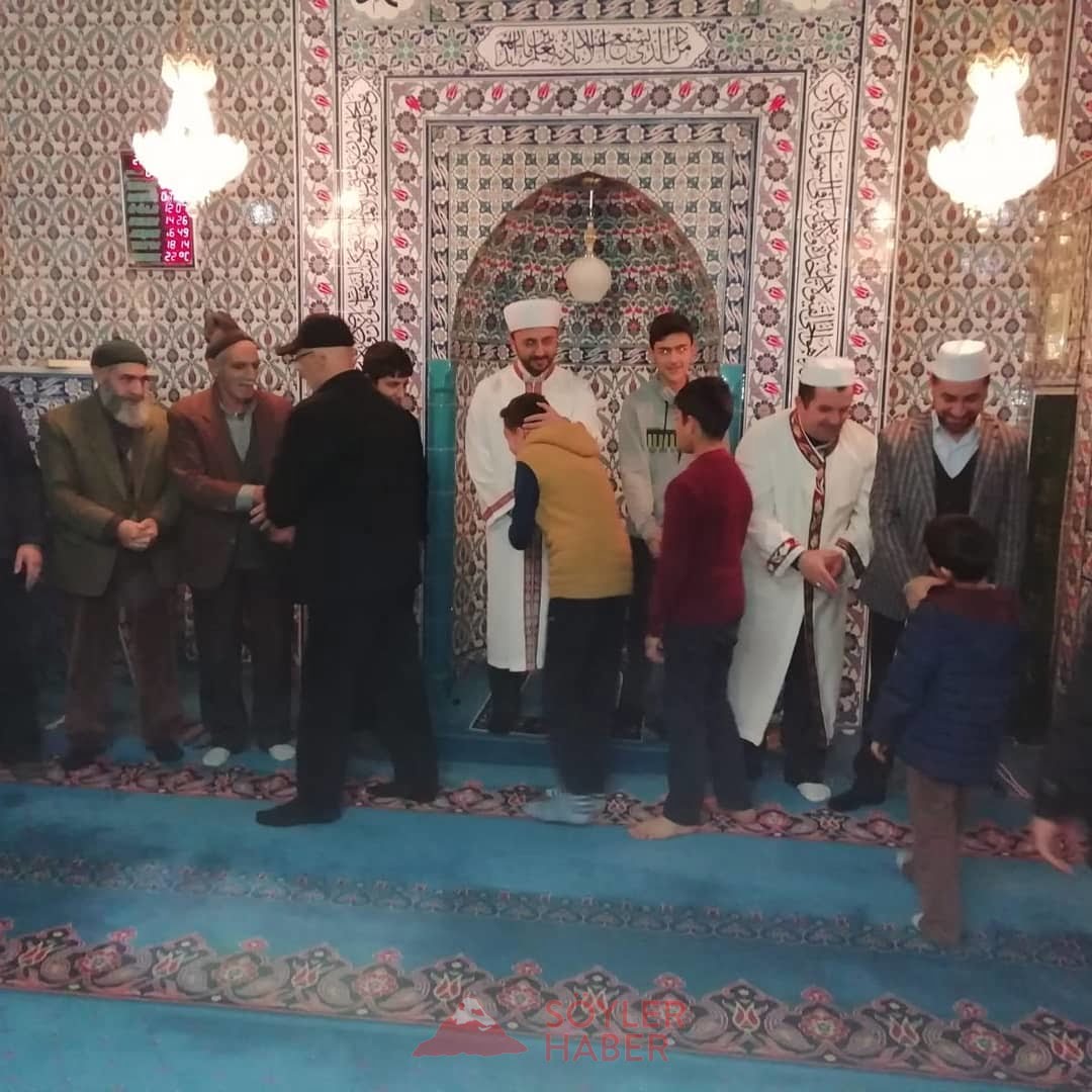 GELMEDEN KIYAMET GEL SENDE KIYAM ET