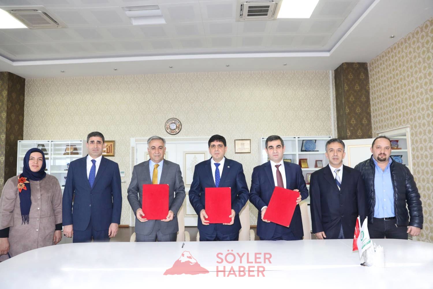 IĞDIR ÜNİVERSİTESİ REKTÖRÜ ALMA'NIN ÇALIŞMALARI