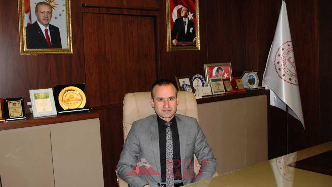 Ağrı Milli Eğitim Müdürü Tekin, #BizBizeYeterizTürkiyem# bir maaşla destek oldu