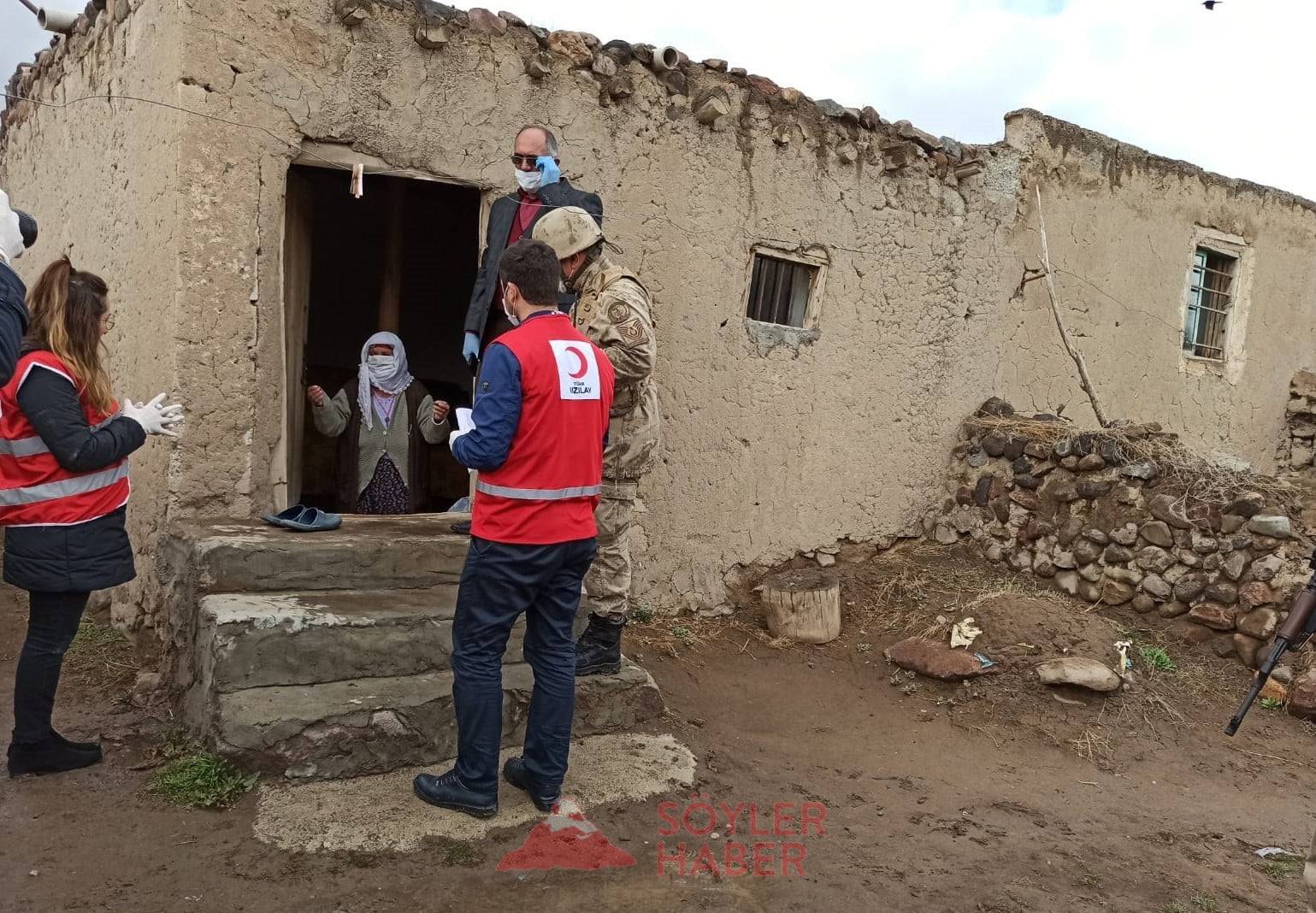 TÜRK KIZILAY'I KORONAVİRÜS (KOVİD19) İLE SAVAŞIYOR