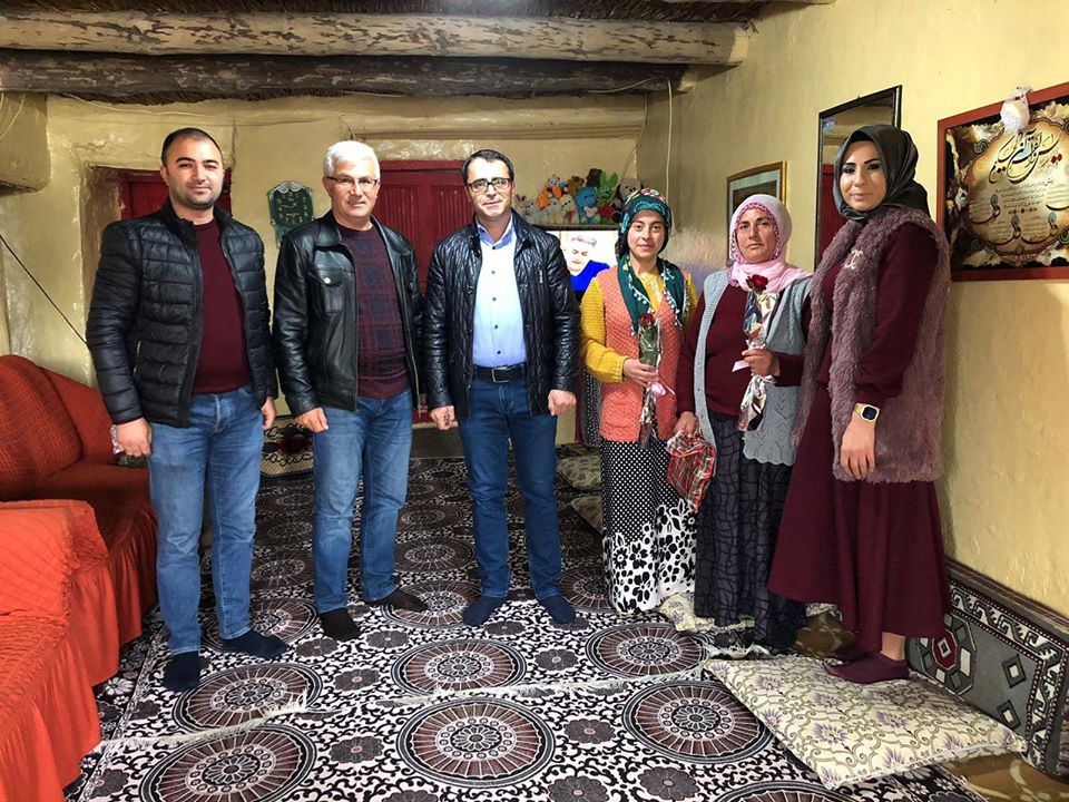 DOĞUBAYAZIT AK PARTİ İLÇE TEŞKİLATININ ANNELER GÜNÜ KUTLAMASI