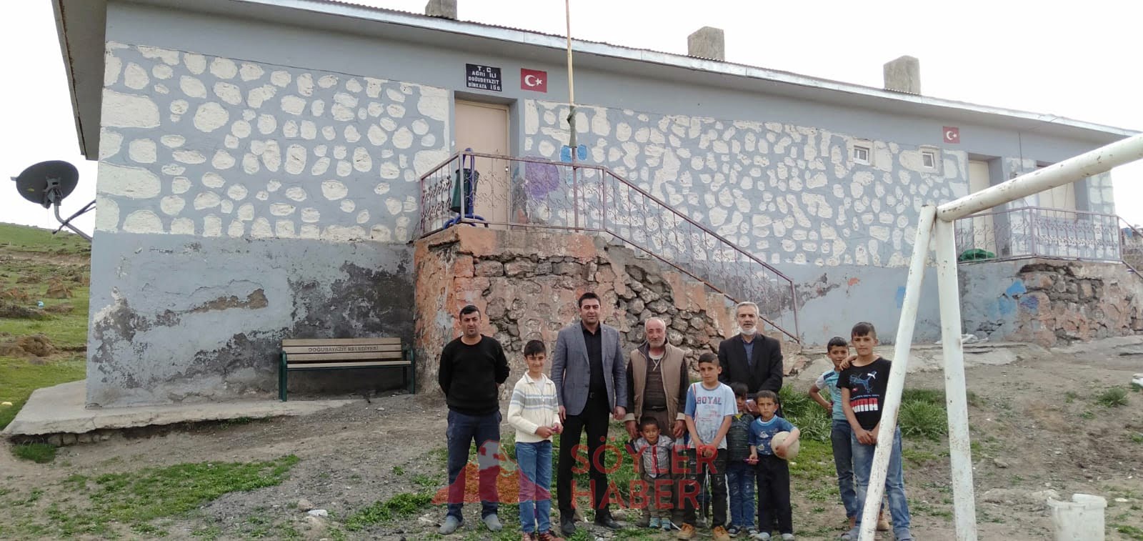 DOĞUBAYAZIT İLÇE MİLLİ EĞİTİM MÜDÜRÜ İHSAN KÖSEN KÖY YOLLARINDA
