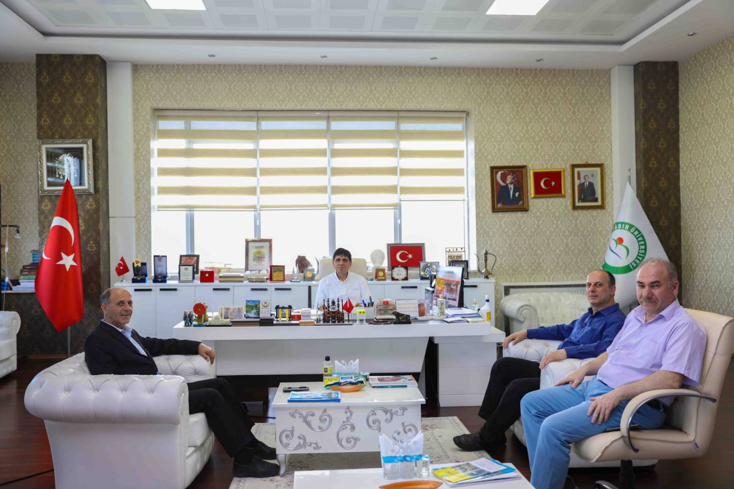IĞDIR ÜNİVERSİTESİ'NE ZİYARET