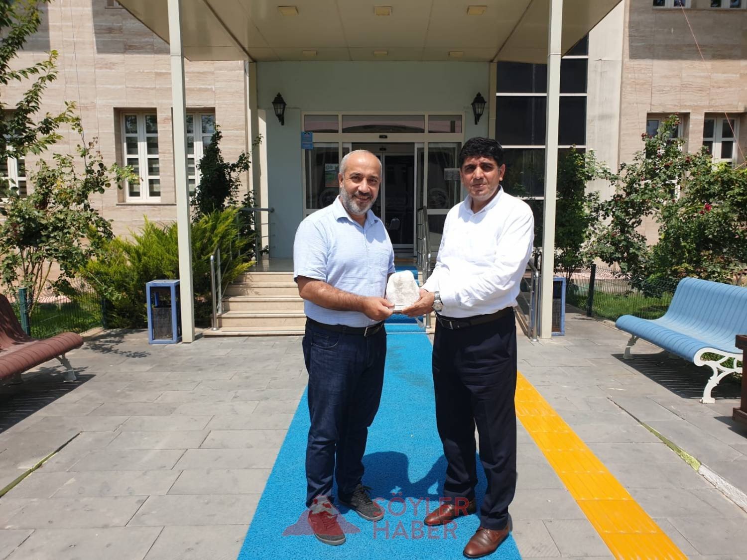 MUŞ ÜNİVERSİTESİ REKTÖRÜ POLAT IĞDIR ÜNİVERSİTESİ REKTÖRÜ ALMA'YI ZİYARET ETTİ