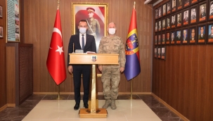 Ağrı Milli Eğitim Müdürü Tekin'den İl Jandarma Komutanı Çimen'e 'hayırlı olsun' ziyareti