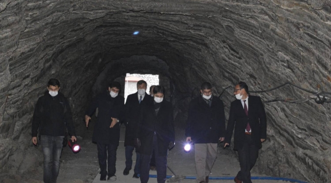 Rektör Alma ve Beraberindeki Heyet Tuz Terapi Merkezi Projesini Yerinde İnceledi