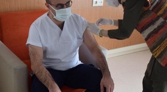 AĞRI'DA AŞI YAPMA START'TI VERİLDİ