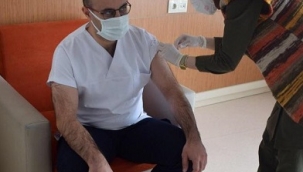 AĞRI'DA AŞI YAPMA START'TI VERİLDİ