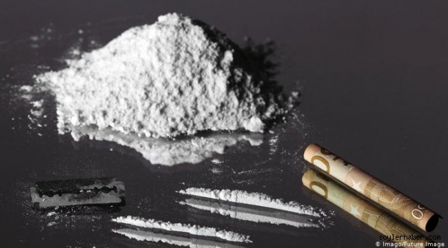 Ağrı'da uyuşturucu madde ticareti yaptıkları belirlenen 7 kişi tutuklandı.
