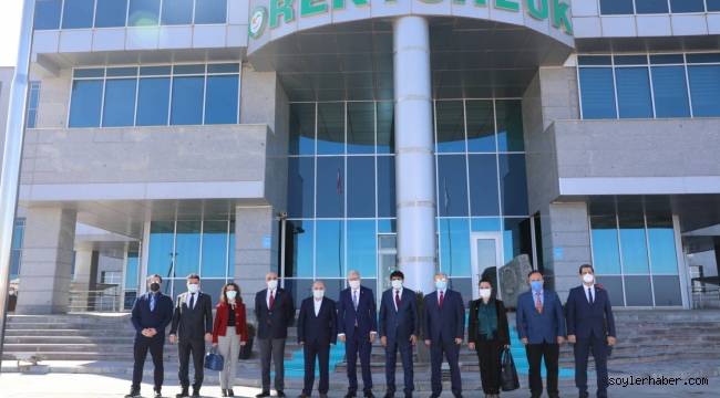 Ege Üniversitesi Rektörü Budak Iğdır Üniversitesini Ziyaret Etti