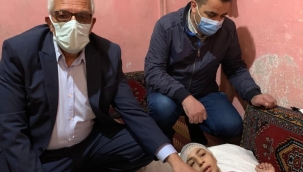 AĞRILI ÖĞRETMENLERDEN BEYİN AMELİYATI OLAN SURİYE'Lİ HAVİN ÖĞRENCİYE YARDIM