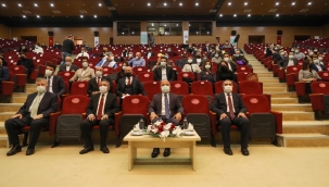 AİÇÜ'DE CÜBBE GİYME TÖRENİ