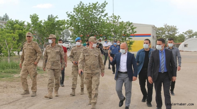 Ağrı Valisi Dr. Osman Varol, Doğubayazıt Jandarma Asayiş Komando Bölük Komutanlığını ziyaret etti.