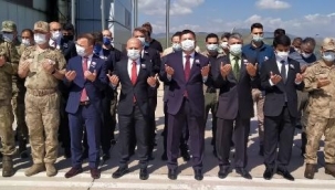 DOĞUBAYAZIT ŞEHİDİ KELEŞ'İN NAAŞI ARKADAŞLARININ OMUZLARINDAN ANKARA'YA UĞURLANDI