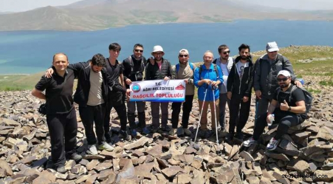 Ağrılı Dağcılar Balıkgölü Ziyarettepe Zirve tırmanışı Gerçekleştirdi.