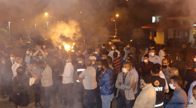 BAŞKAN SAVCI SAYAN ZAM BİN TL DEDİ İŞÇİLER HALAY ÇEKTİ