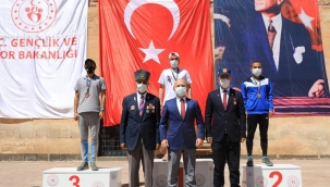 İshak Paşa Sarayı Türkiye Dağ Koşuları Şampiyonası Doğubayazıt'da Yapıldı