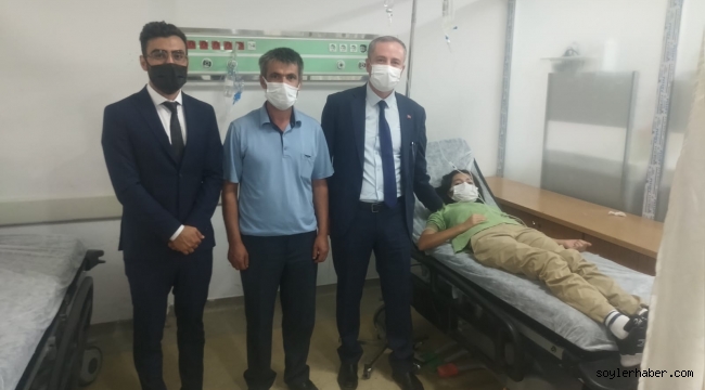 HASTANEYE KALDIRILAN ÖĞRENCİYİ İL MİLLİ EĞİTİM MÜDÜRÜ HASAN KÖKREK HASTANEDE YANLIZ BIRAKMADI