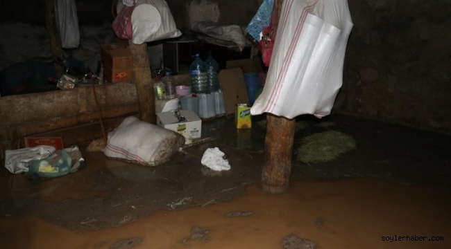 KALECİK KÖYÜNDE ETKİLİ OLAN SEL HASARA YOL AÇTI