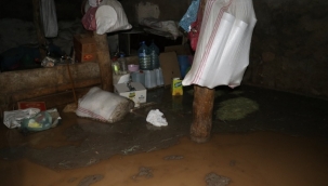 KALECİK KÖYÜNDE ETKİLİ OLAN SEL HASARA YOL AÇTI