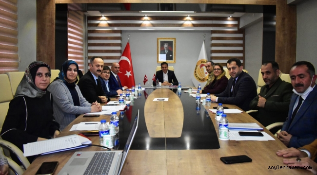 "KADINA YÖNELİK ŞİDDET" KAYMAKAM AKPINAR,TARAFINDAN YAPILAN TOPLANTIDA ELE ALINDI