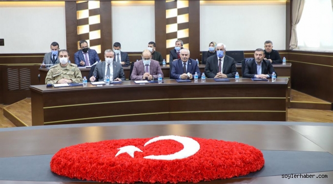 ​​​​​​​Ağrı Valisi Varol, Merkez Muhtarlarını Dinledi