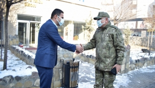 GENERAL UZUN, KAYMAKAM AKPINAR'I MAKAMINDA ZİYARET ETTİ