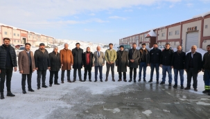 Vali Varol'dan KOBİ Merkezine Ziyaret