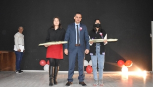 İstiklal Marşı'nın 101. yıl dönümü Doğubayazıt ilçesinde kutlandı