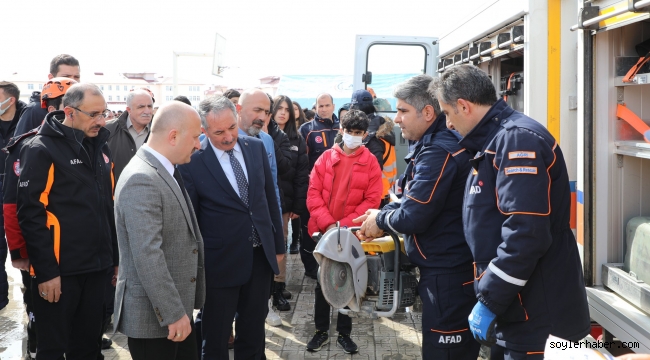 Vali Varol, Öğrenciler ile Deprem Tatbikatına Katıldı  