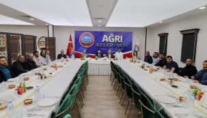 BAŞKAN SAVCI SAYAN "DOĞUBAYAZIT KURTULURSA AĞRI KURTULUR"