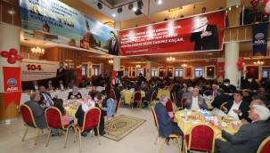 BAŞKAN SAVCI SAYAN, KURTULUŞ GÜNÜNDE İFTAR VERDİ