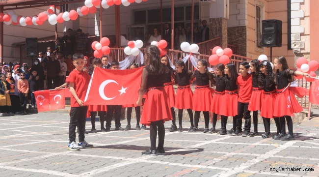 Doğubayazıt'ta, 23 Nisan Ulusal Egemenlik ve Çocuk Bayramı çeşitli etkinlilerle kutlandı.