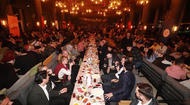 SAVCI SAYAN, KEMAL KILIÇDAROĞLU'NUN ​​​​​​​ELEKTRİK FATURASINI BEN ÖDÜYECEĞİM