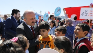 Ağrı'da Sağlıklı Yaşam Yürüyüşü Yapıldı