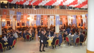 AK Parti Ağrı İl ve İlçe Teşkilatları "81 İl Kardeşlik Sofrası Aile İftarı" Programında Bir Araya Geldi.