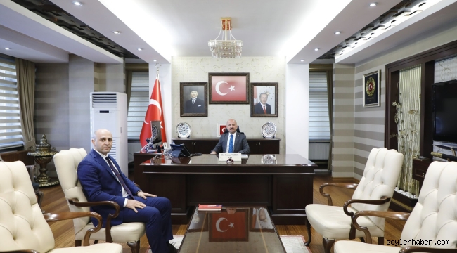 DOĞUBAYAZIT VE HAMUR İLÇE KAYMAKAMLARI ​​​​​​​VALİ VAROL'U ZİYARET ETTİ