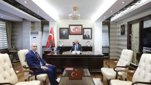 DOĞUBAYAZIT VE HAMUR İLÇE KAYMAKAMLARI ​​​​​​​VALİ VAROL'U ZİYARET ETTİ