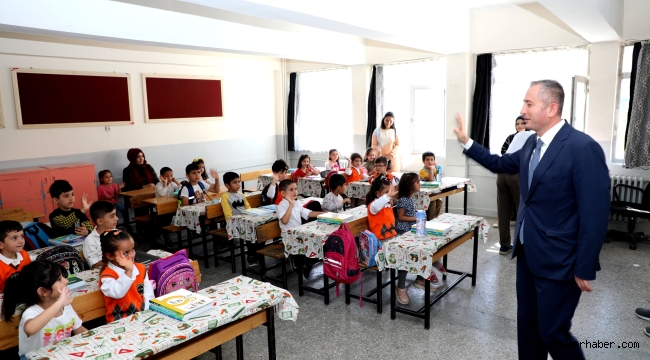 Ağrı'da ders zili çaldı