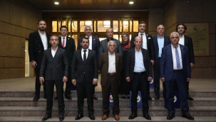 TOBB BAŞKANI HİSARCIKLIOĞLU'NA DOĞUBAYAZIT TİCARET VE SANAYİ ODASINDAN ZİYARET