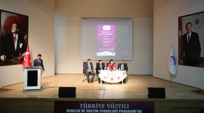 AİÇÜ'de "Türkiye Yüzyılı Gençlik ve Üretim Stratejisi" Konferansı Düzenlendi